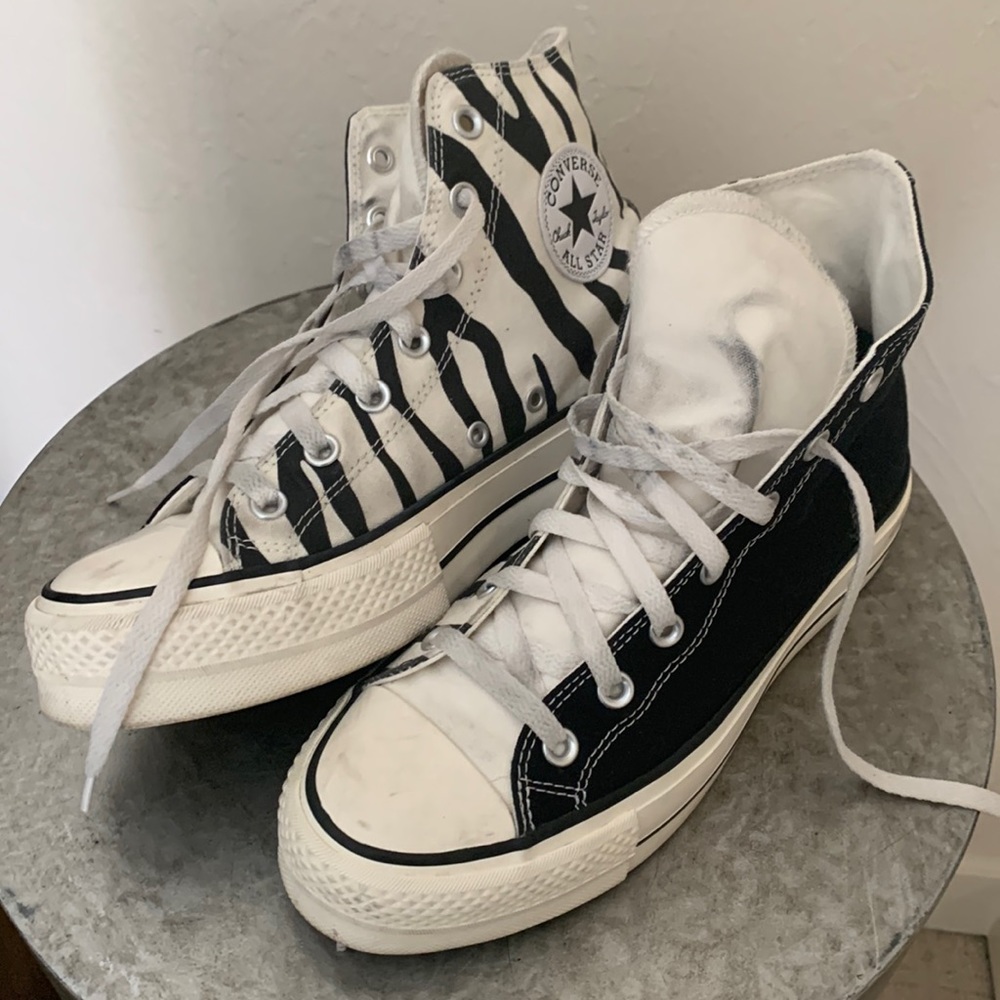 CONVERSE PLATFORM CHUCKS BLACK AND ZEBRA PRINT WOMENS 8.5 | MENS 6.5